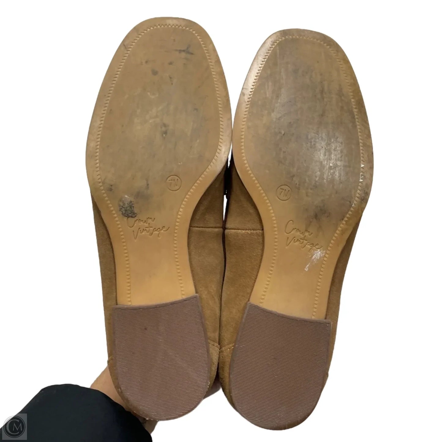 Shoes Flats By Crown Vintage In Tan, Size: 7