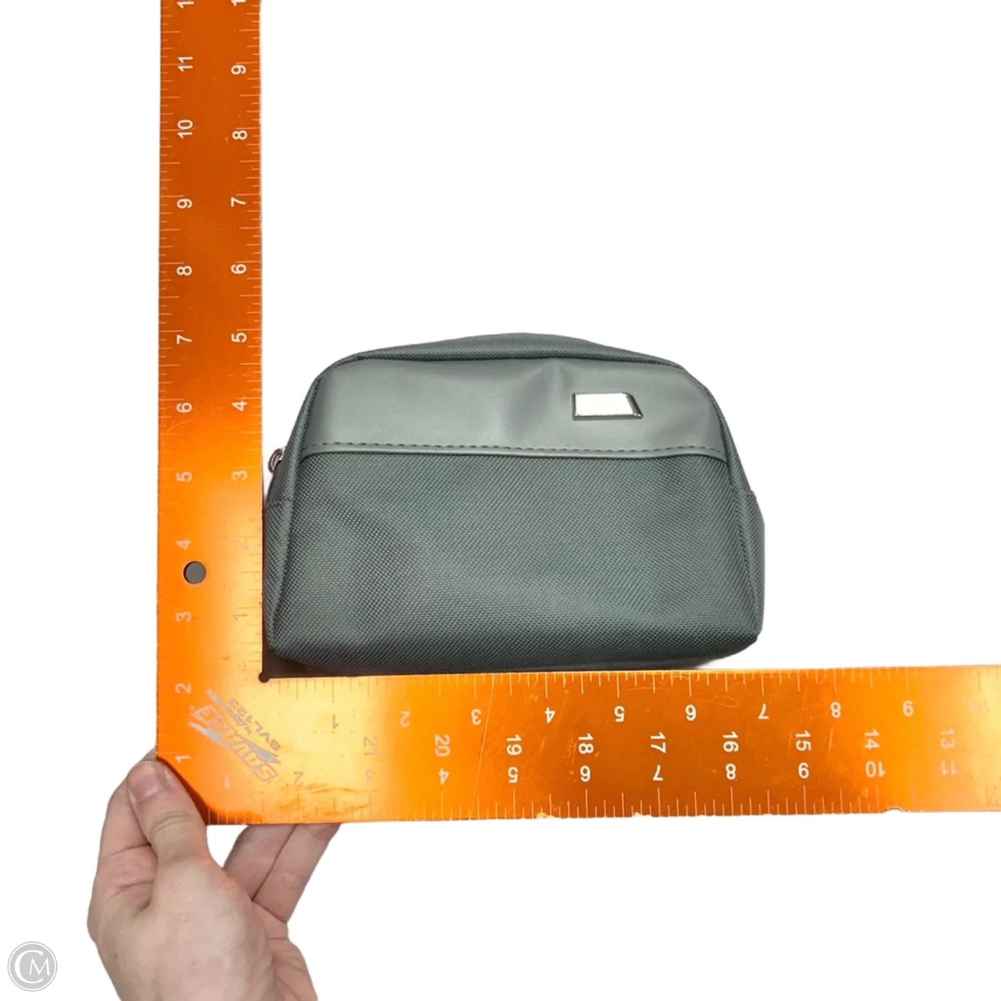 Makeup Bag Designer By Tumi, Size: Medium