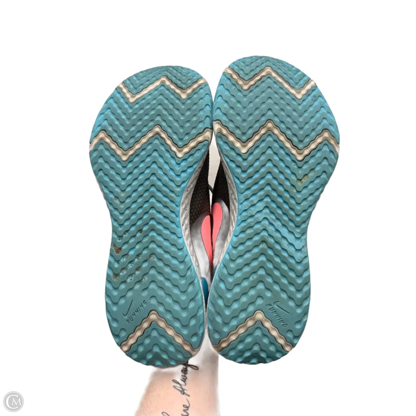 Shoes Athletic By Nike In Grey & Pink, Size: 9