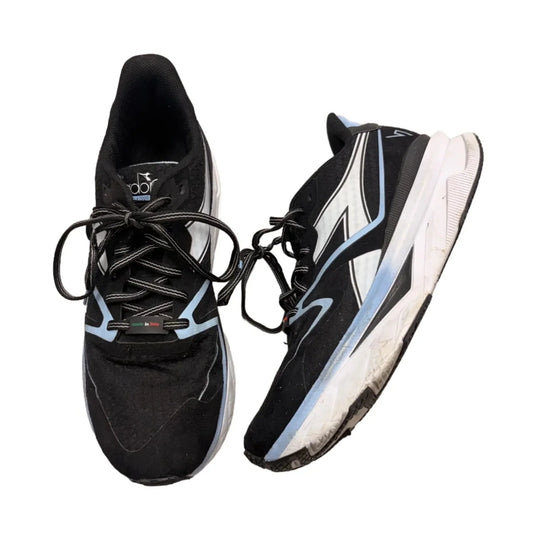 Shoes Athletic By Diadora In Black & White, Size: 10.5