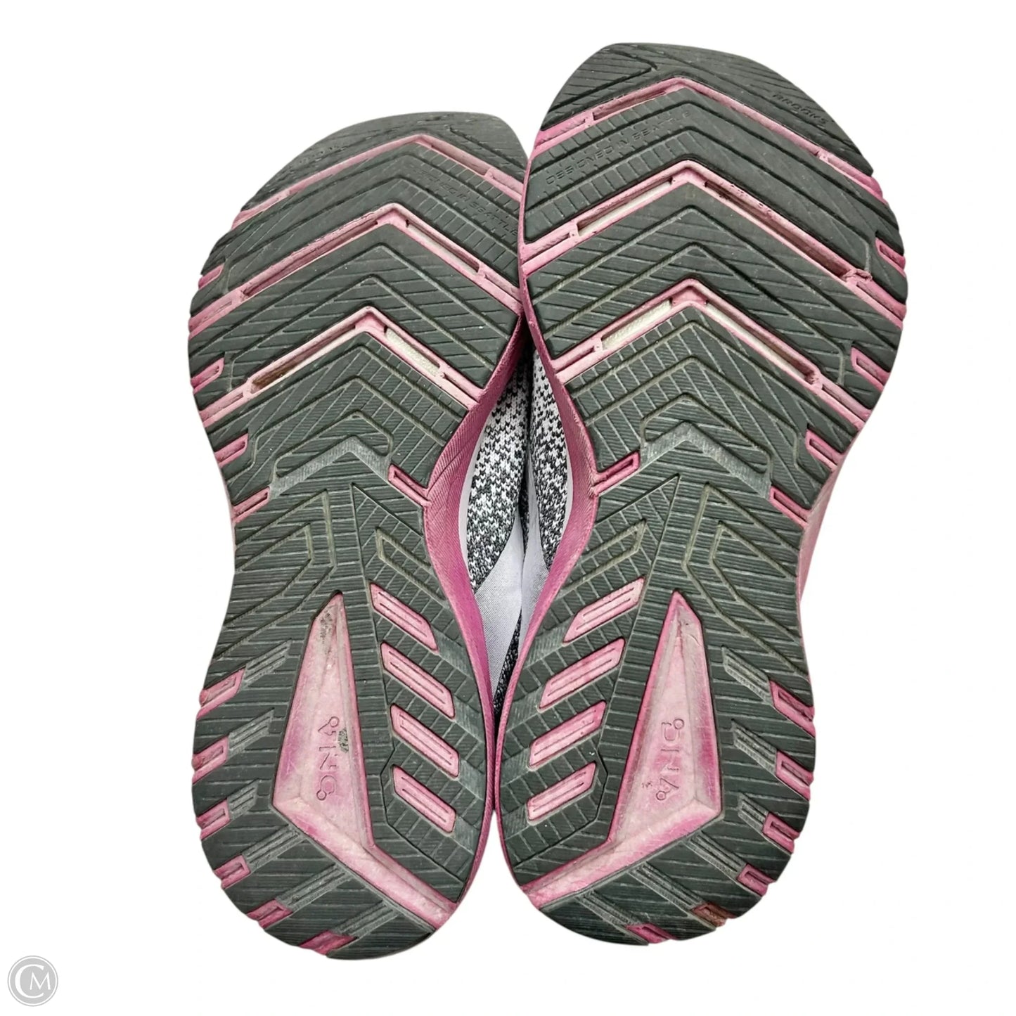 Shoes Athletic By Brooks In Grey & Purple, Size: 9