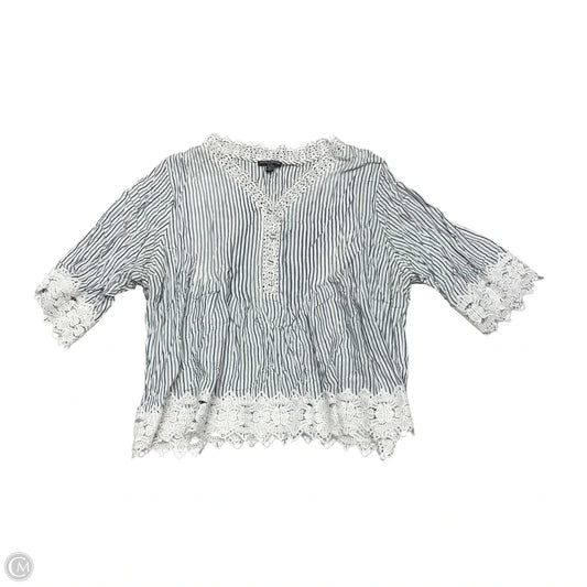 Top Sleeveless By Chelsea And Theodore In Blue & White, Size: 3x