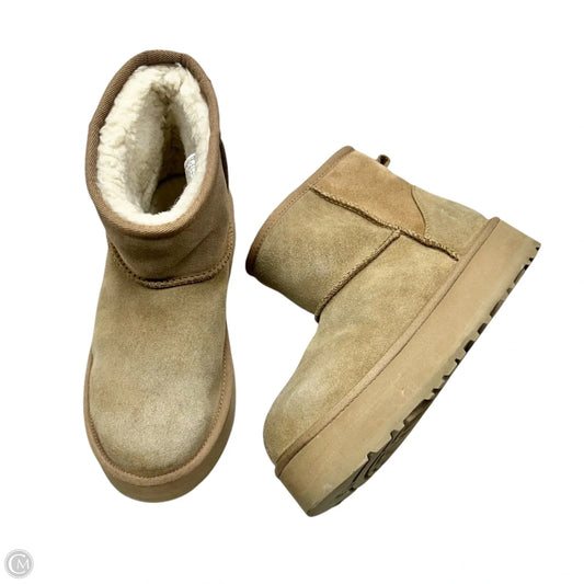 Boots Designer By Ugg In Cream, Size: 5
