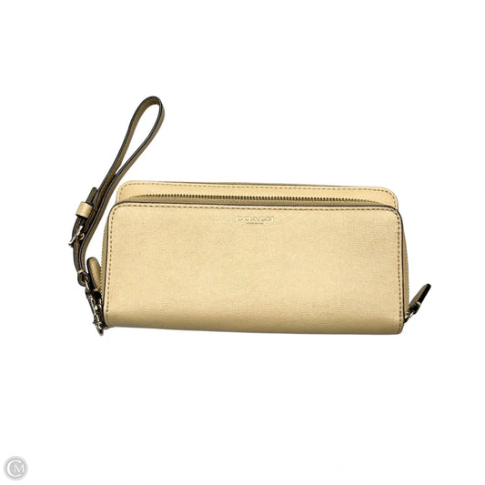 Wristlet Designer By Coach, Size: Large