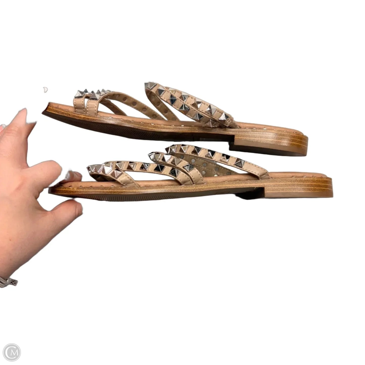 Sandals Flats By Steve Madden In Silver & Tan, Size: 10