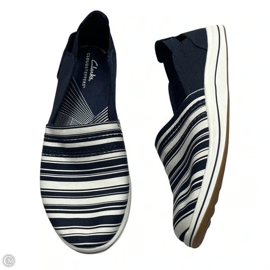 Shoes Flats By Clarks In Blue & White, Size: 9