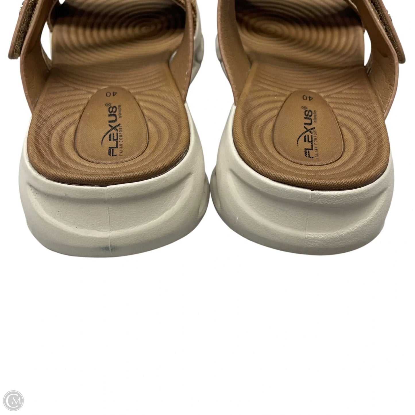 Sandals Flats By Clothes Mentor In Tan, Size: 9.5