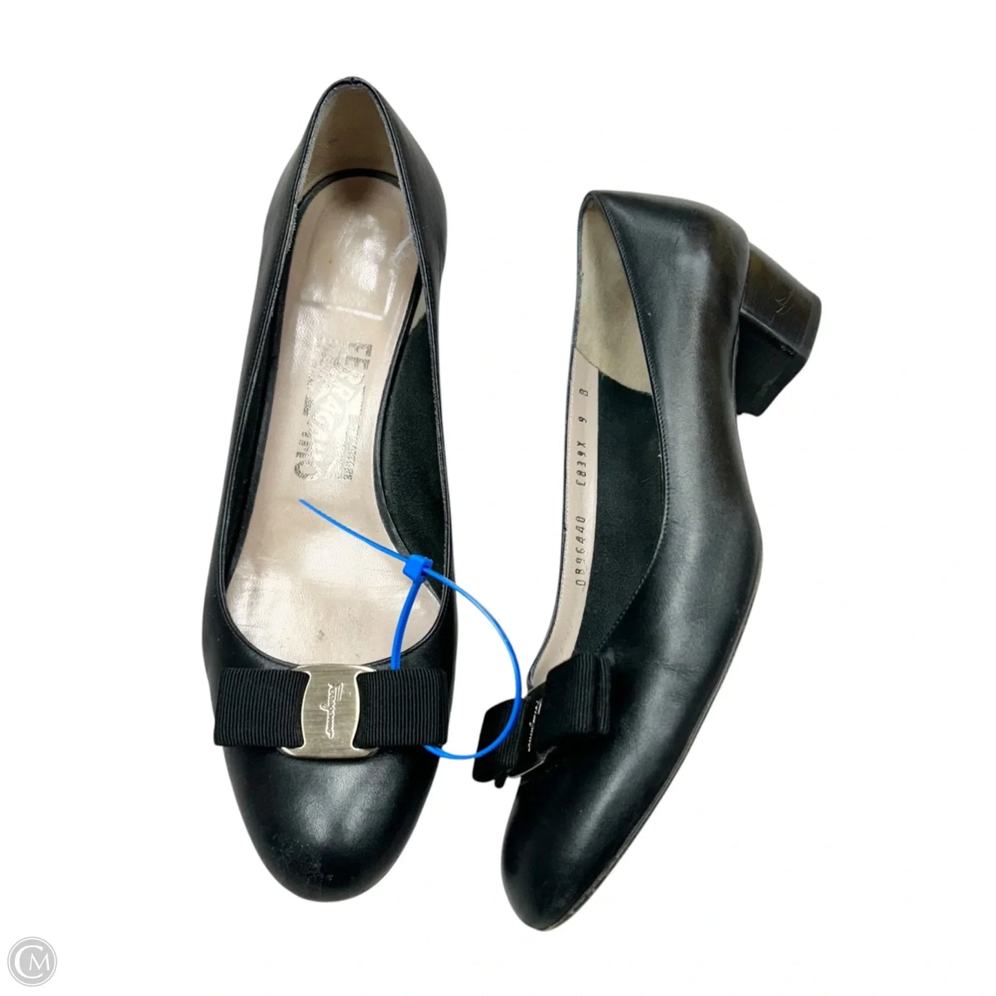 Shoes Luxury Designer By Ferragamo In Black, Size: 9