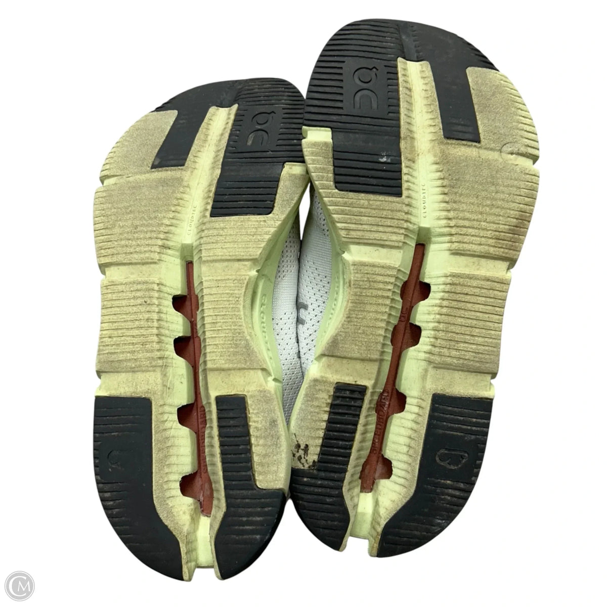 Shoes Athletic By On In Grey, Size: 7
