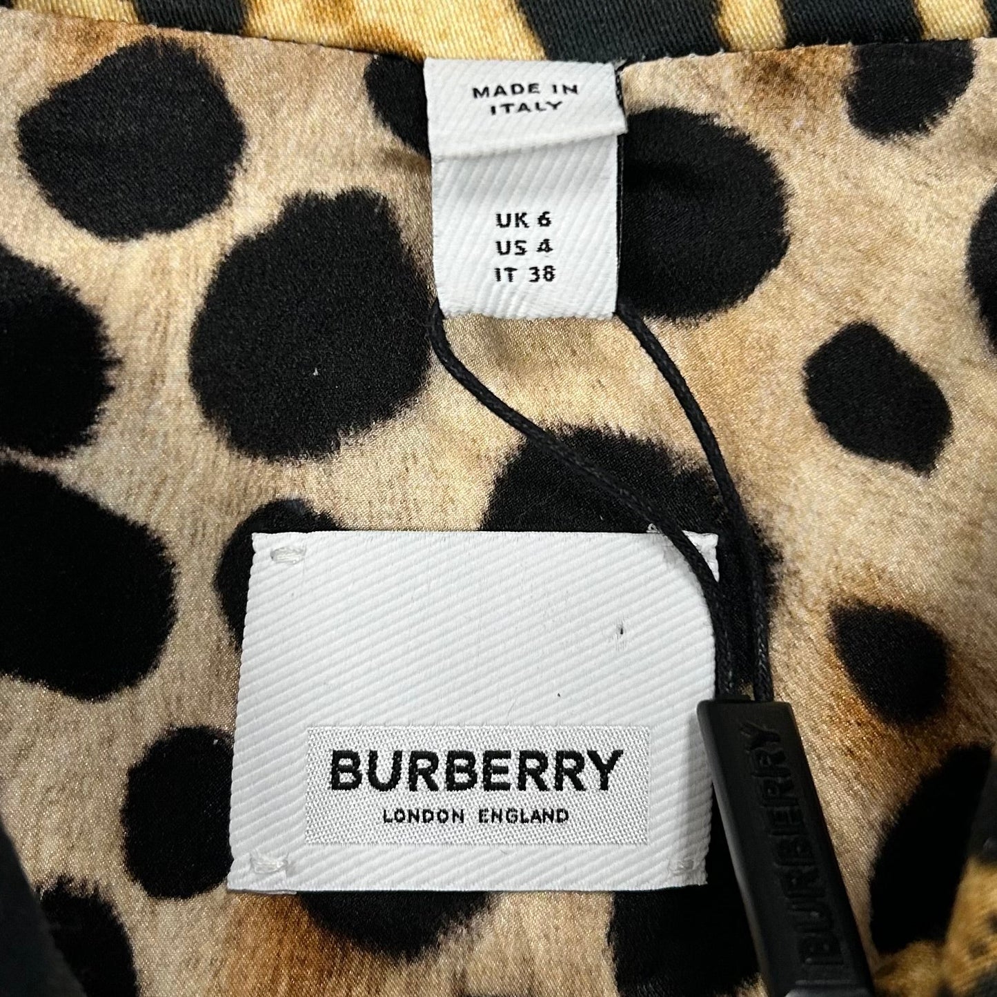 Jacket Luxury Designer By Burberry  Size: S