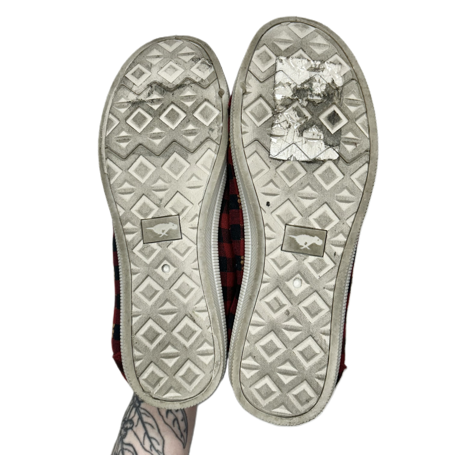 Shoes Flats By Rocket Dogs In Plaid Pattern, Size: 9.5