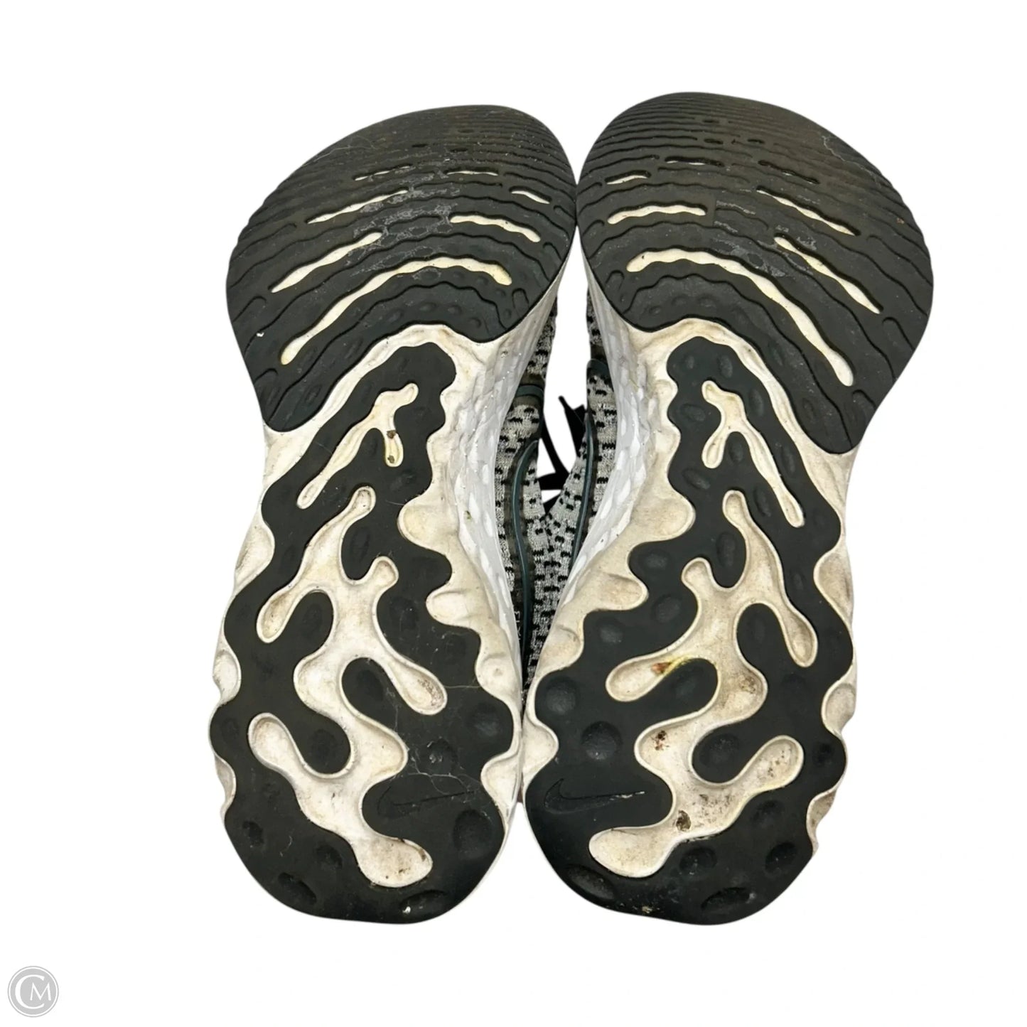 Shoes Athletic By Nike In Grey, Size: 7.5