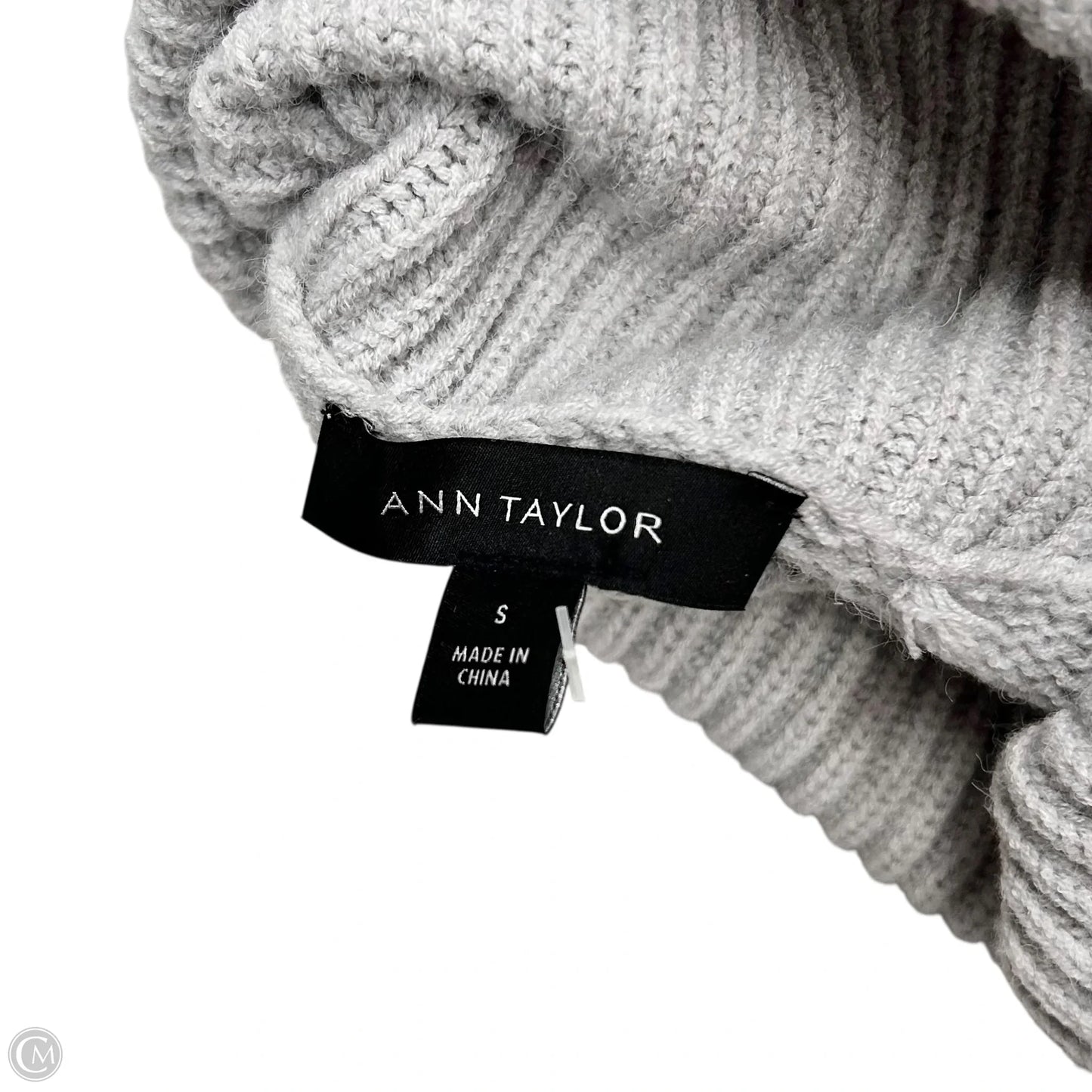 Sweater By Ann Taylor In Grey, Size: S