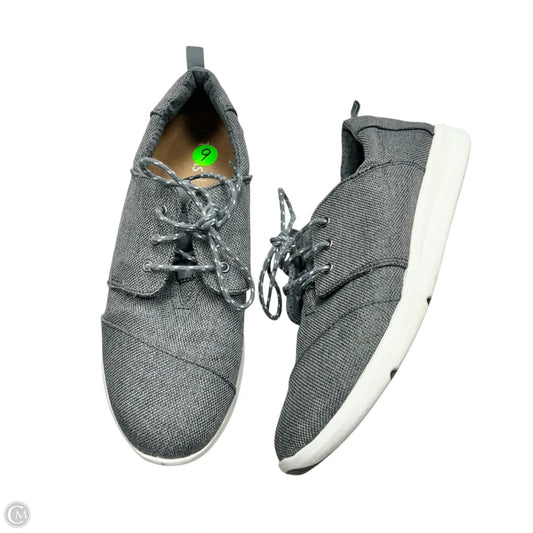 Shoes Sneakers By Toms In Grey, Size: 9