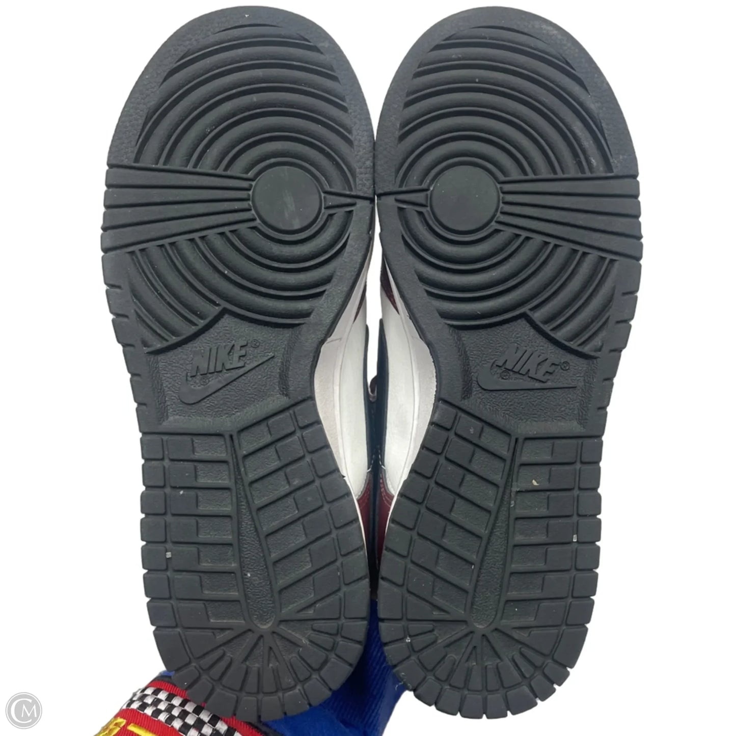 Shoes Sneakers By Nike In Maroon, Size: 7