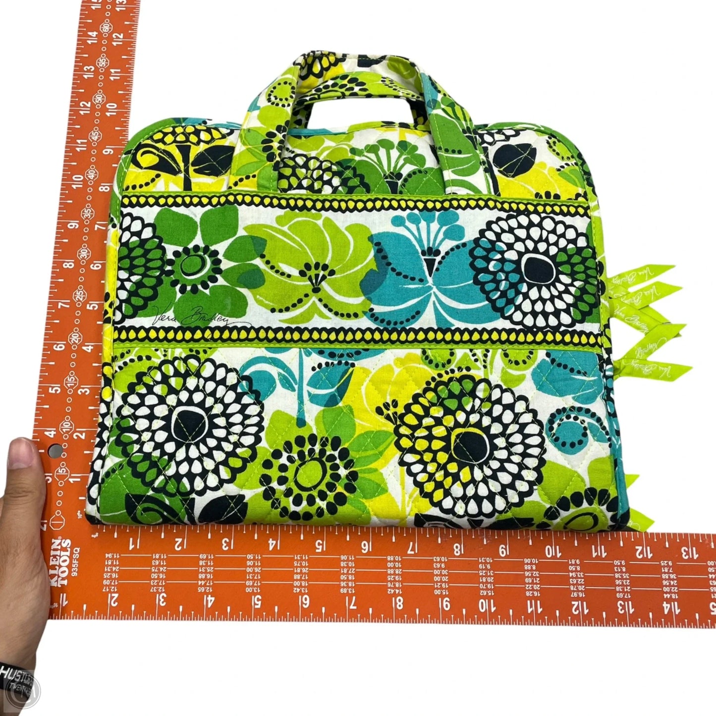 Travel Case By Vera Bradley, Size: Medium