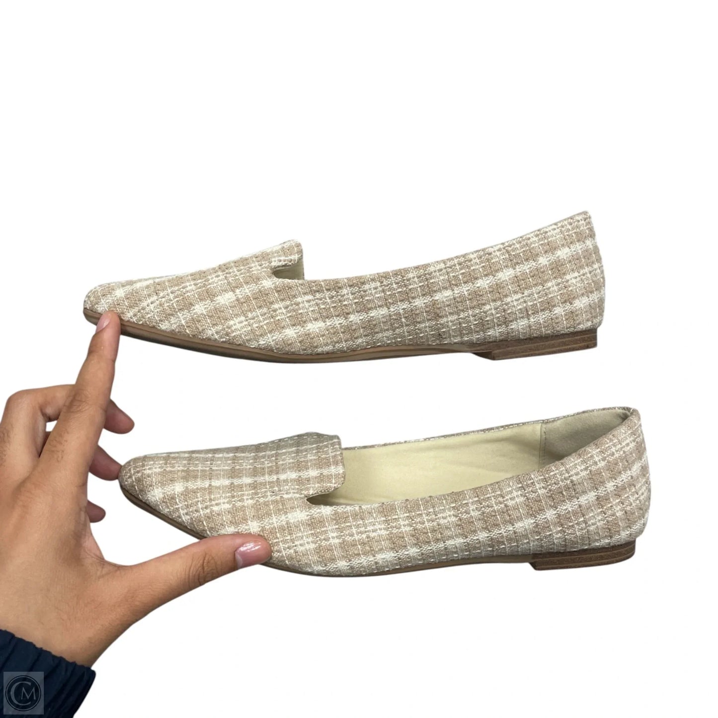 Shoes Flats By Mu In Cream & White, Size: 8.5