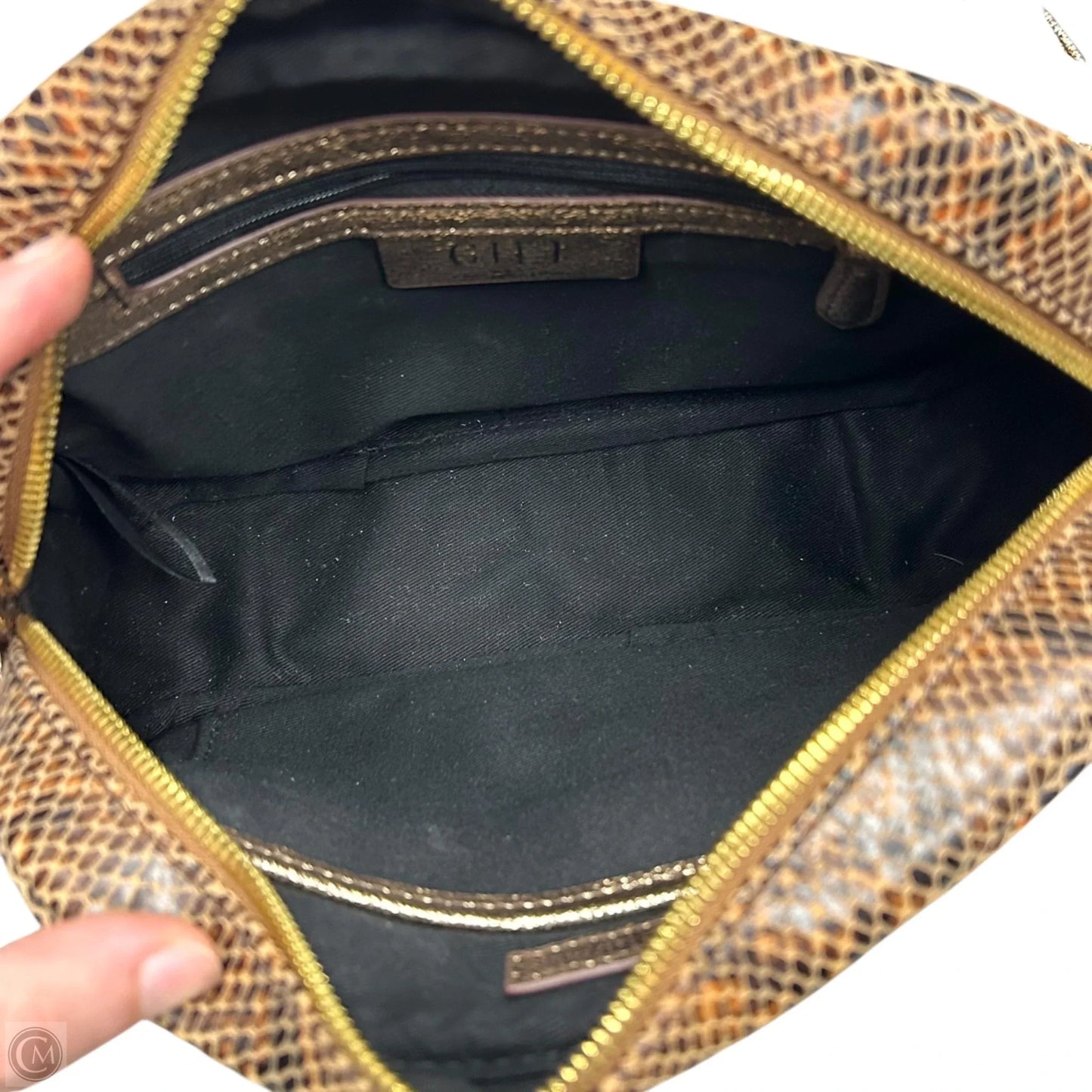 Crossbody By Gilli, Size: Medium
