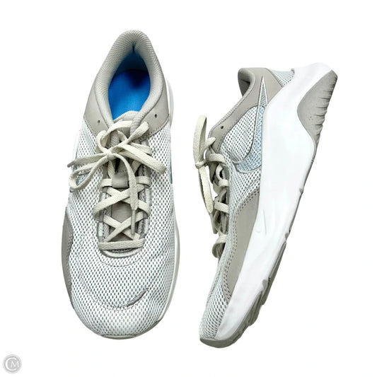 Shoes Athletic By Nike In Grey, Size: 9.5