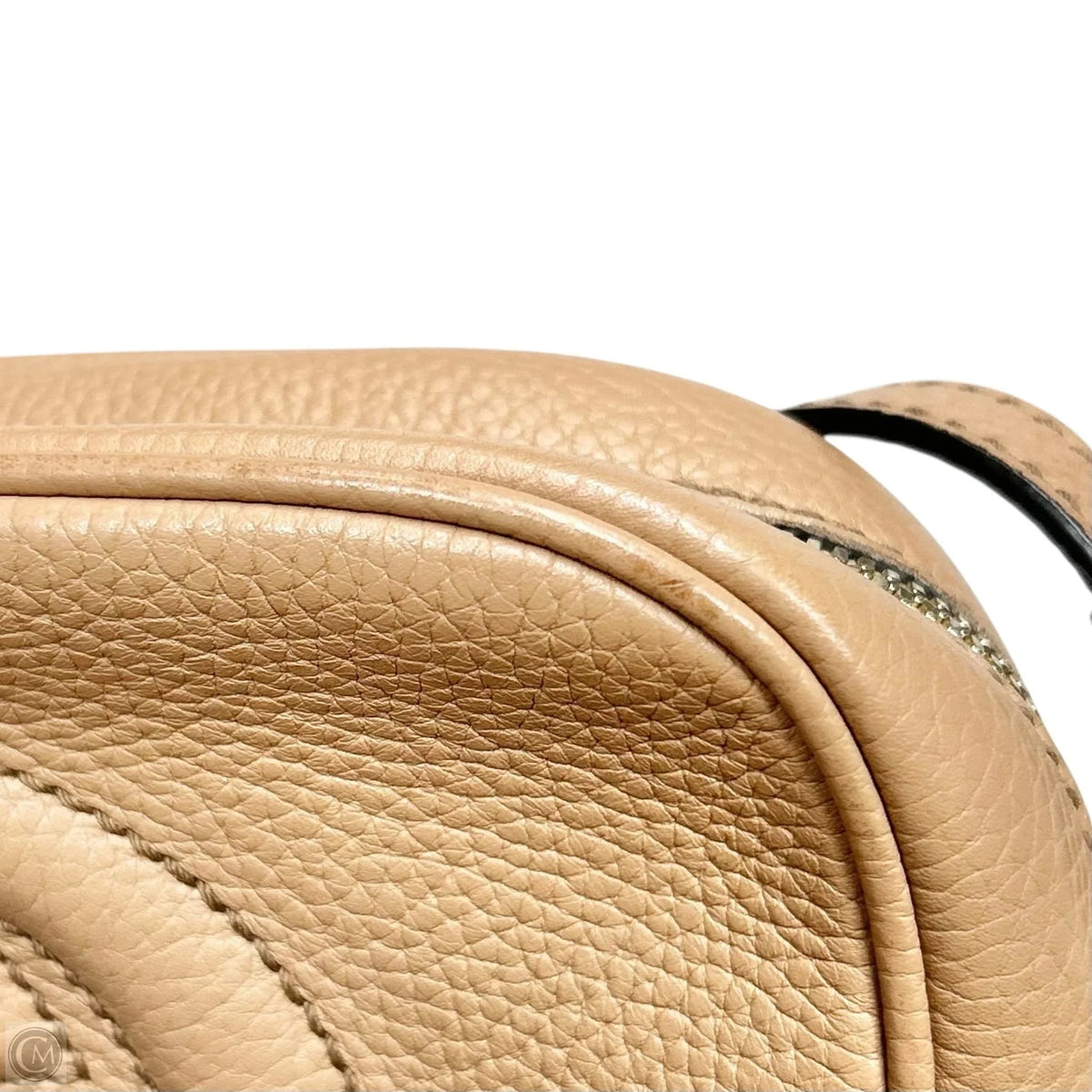 Crossbody Luxury Designer By Gucci, Size: Medium