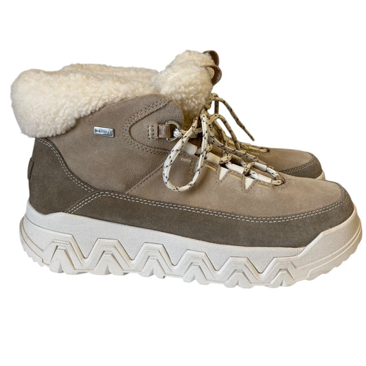Boots Designer By Ugg In Cream, Size:8.5