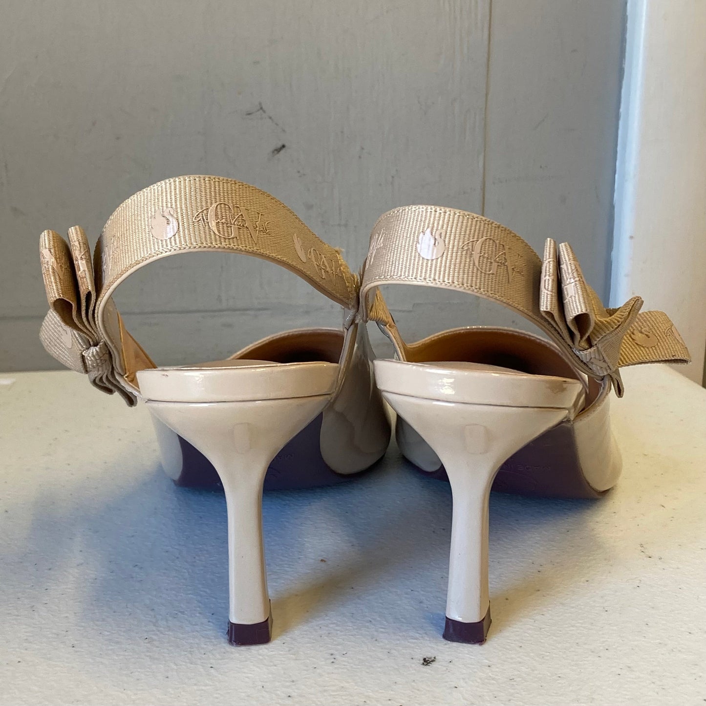 Shoes Heels Stiletto By Gloria Vanderbilt In Tan, Size:10