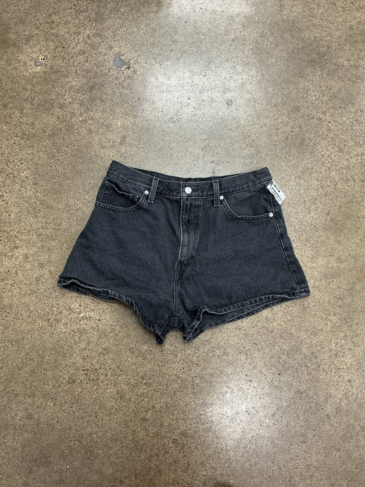Shorts By Levis In Black Denim, Size:14