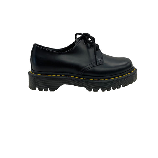 Black Shoes Flats Dr Martens, Size 6