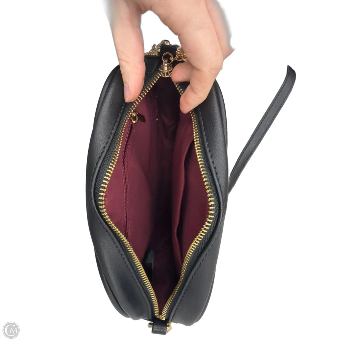 Crossbody By Clothes Mentor, Size: Medium