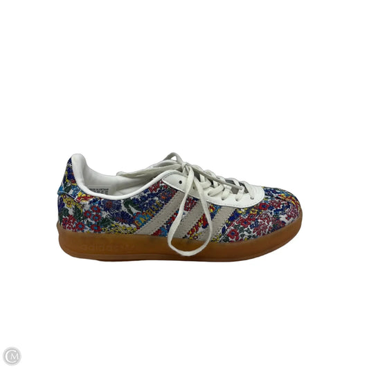 Shoes Sneakers By Adidas In Floral Print, Size: 9