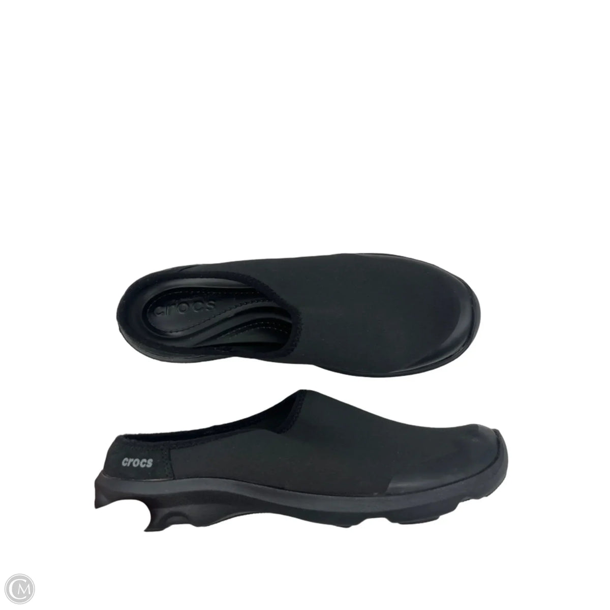 Shoes Flats By Crocs In Black, Size: 8