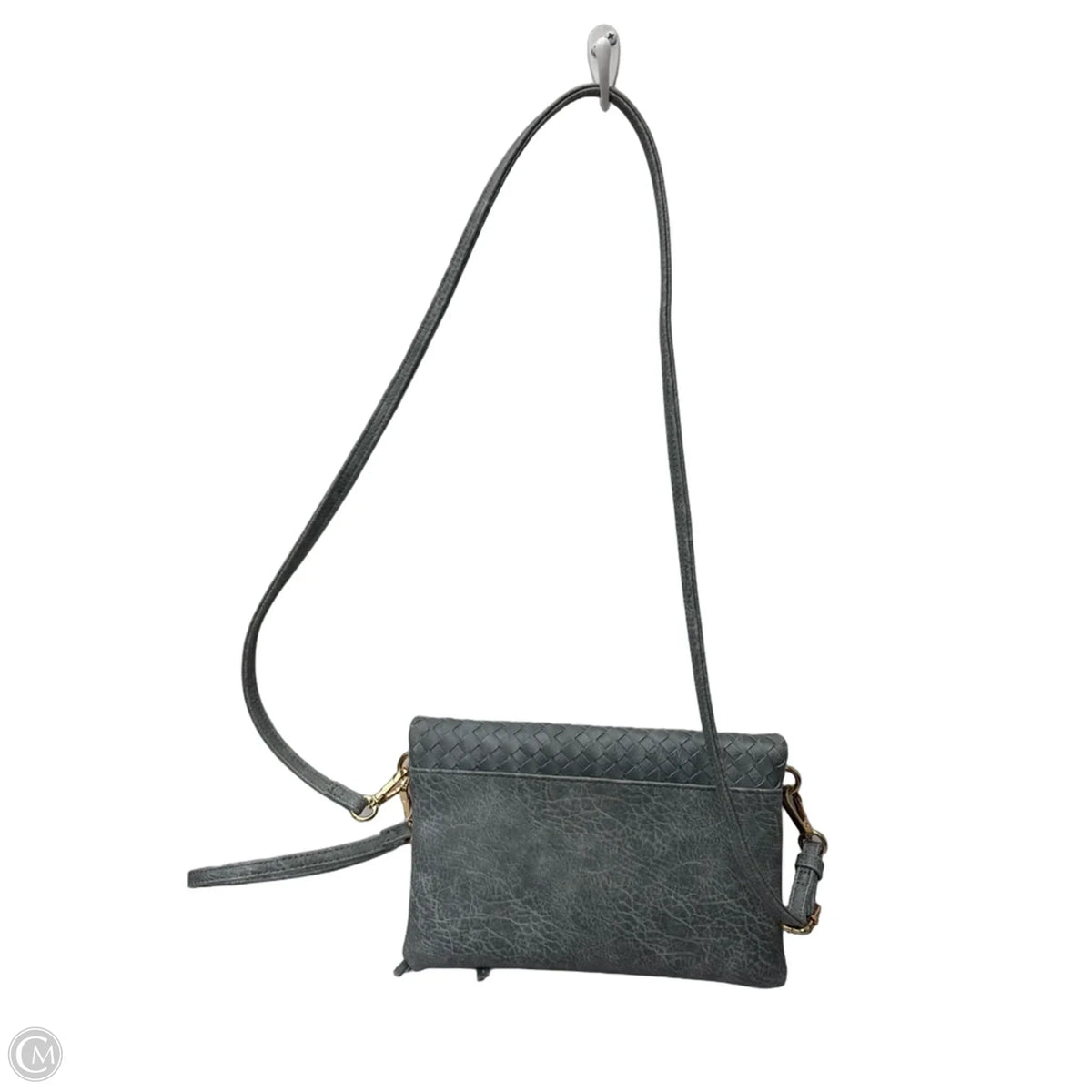 Crossbody By Clothes Mentor, Size: Medium