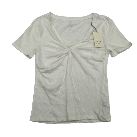 Top Short Sleeve By A New Day  Size: S