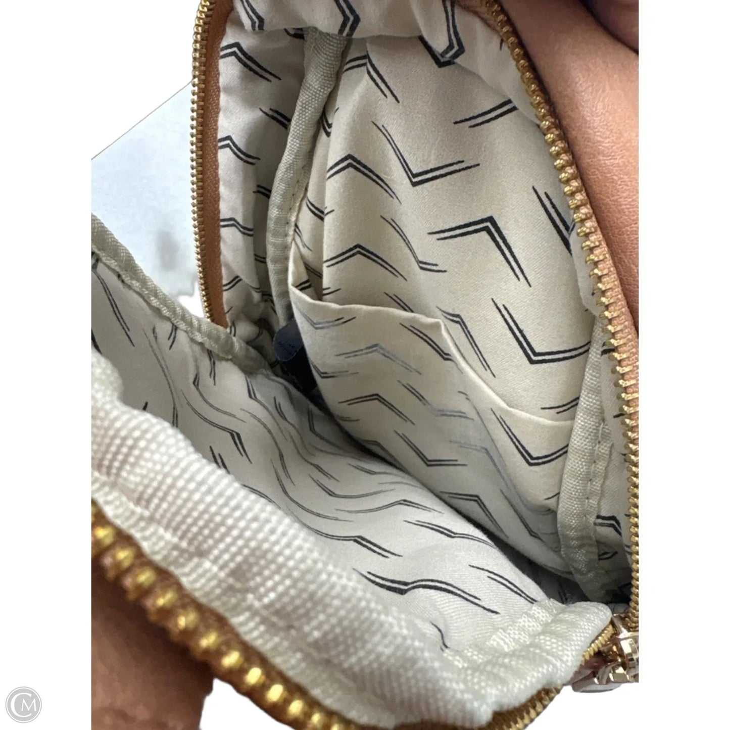 Crossbody By Cmf, Size: Medium