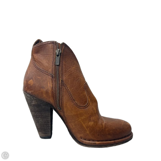 Boots Designer By Frye In Brown, Size: 7