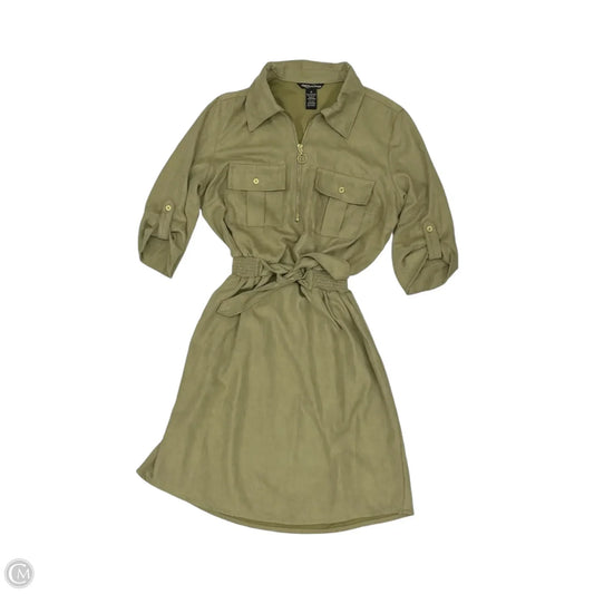 Dress Casual Short By Cmf In Green, Size: S