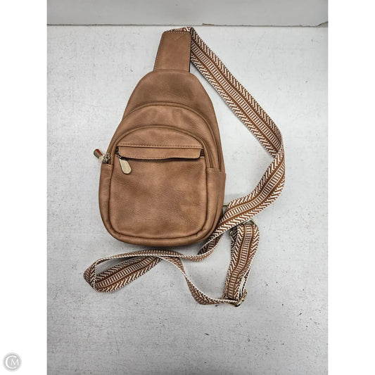 Crossbody By Cmf, Size: Small