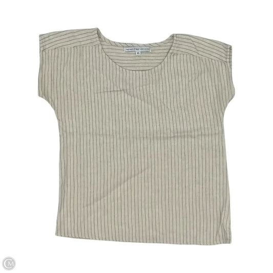 Blouse Short Sleeve By Clothes Mentor In Tan, Size: Xs
