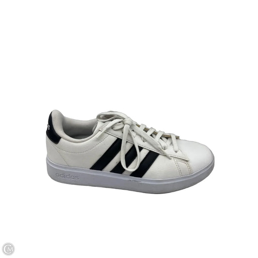 Shoes Sneakers By Adidas In Black & White, Size: 9
