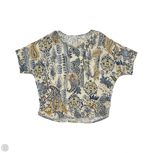 Top Short Sleeve By Maurices In Tan, Size: M