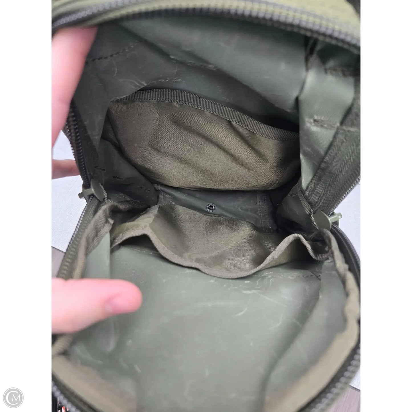 Crossbody By Clothes Mentor, Size: Small