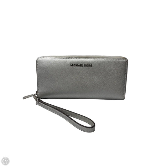 Wristlet Designer By Michael Kors, Size: Large