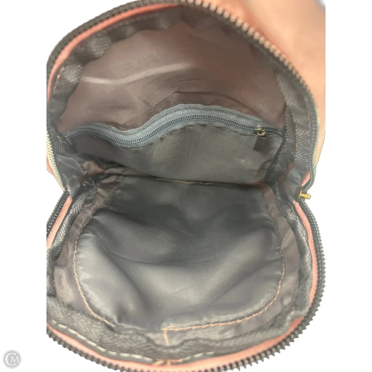 Crossbody By Clothes Mentor, Size: Small