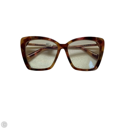 Sunglasses By Clothes Mentor, Size: