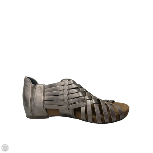 Sandals Heels Wedge By Clothes Mentor In Bronze, Size: 7