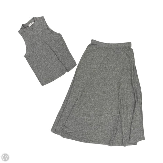 Skirt Set 2pc By Clothes Mentor In Grey, Size: Xs