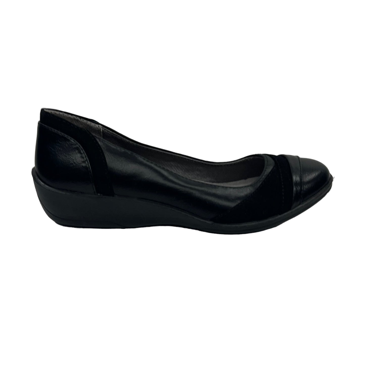 Shoes Flats Ballet By Life Stride  Size: 6.5