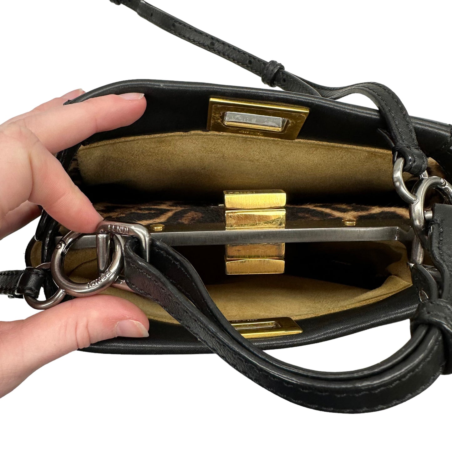 Handbag Luxury Designer By Fendi  Size: Small