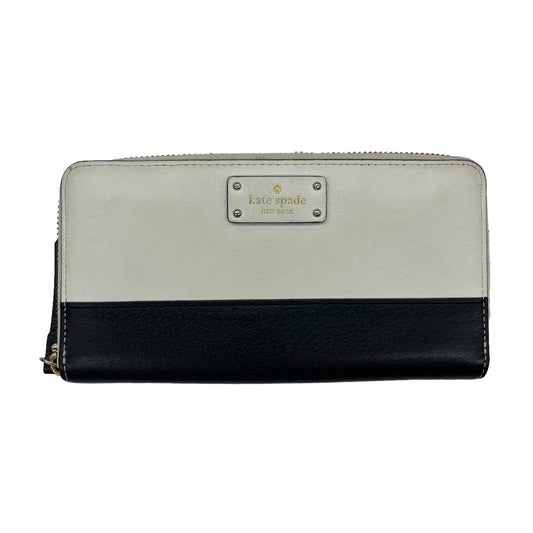 Wallet Designer By Kate Spade  Size: Medium