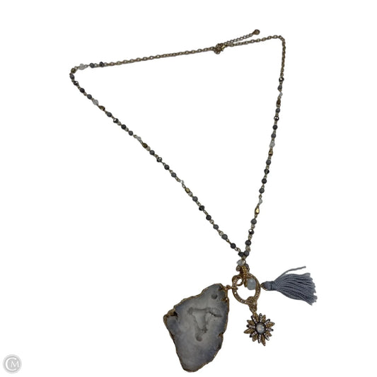 Necklace Pendant By Clothes Mentor